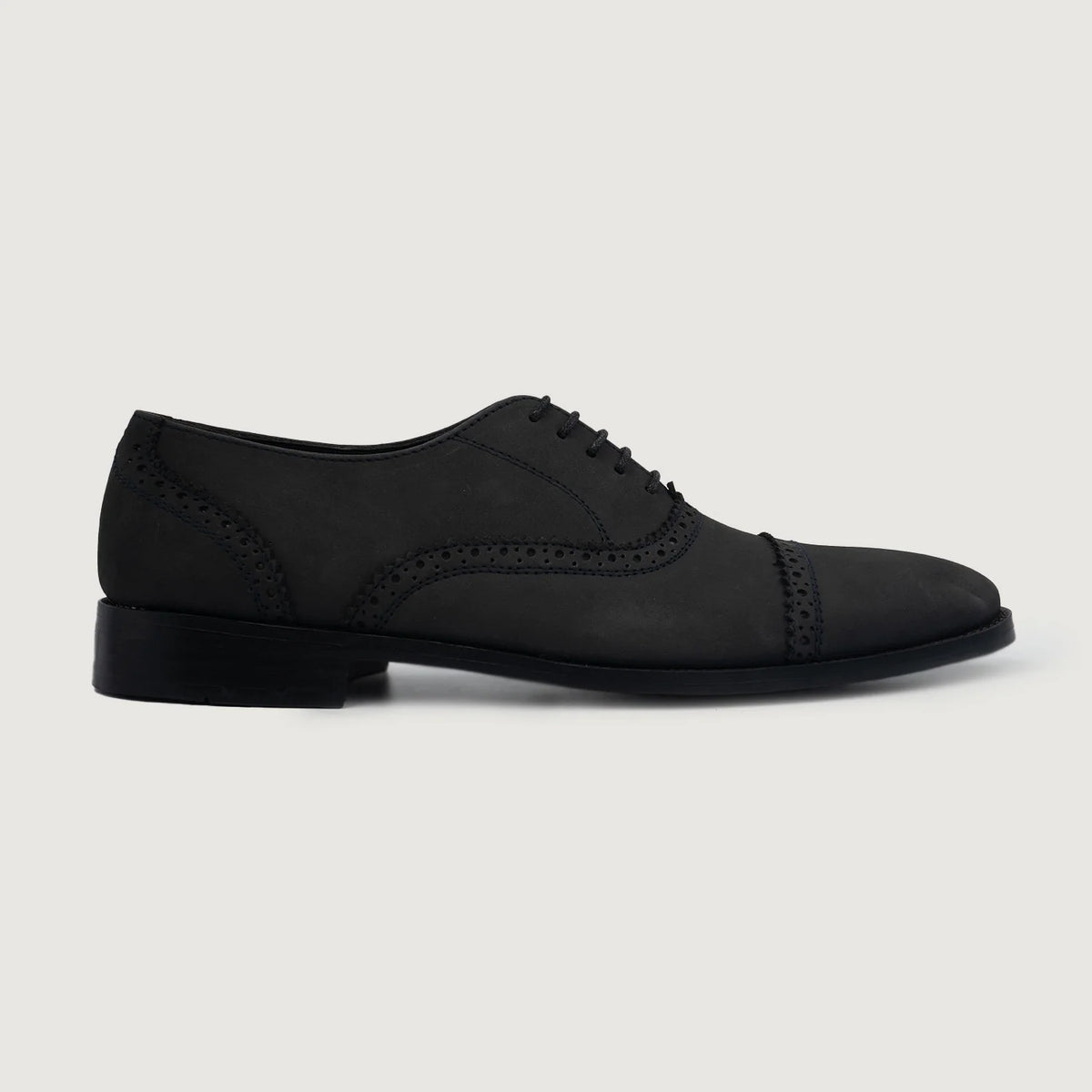 Black Full-Grain leather Shoes - Goodyear Welt Construction & Front Toe Box Detail