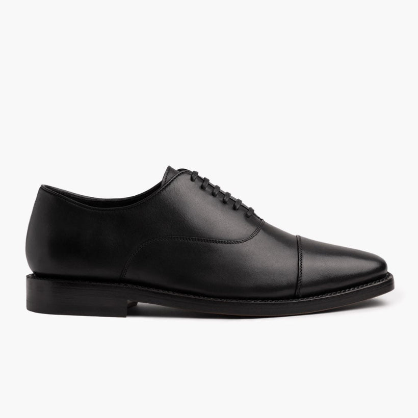 Executive Black Leather Sneakers