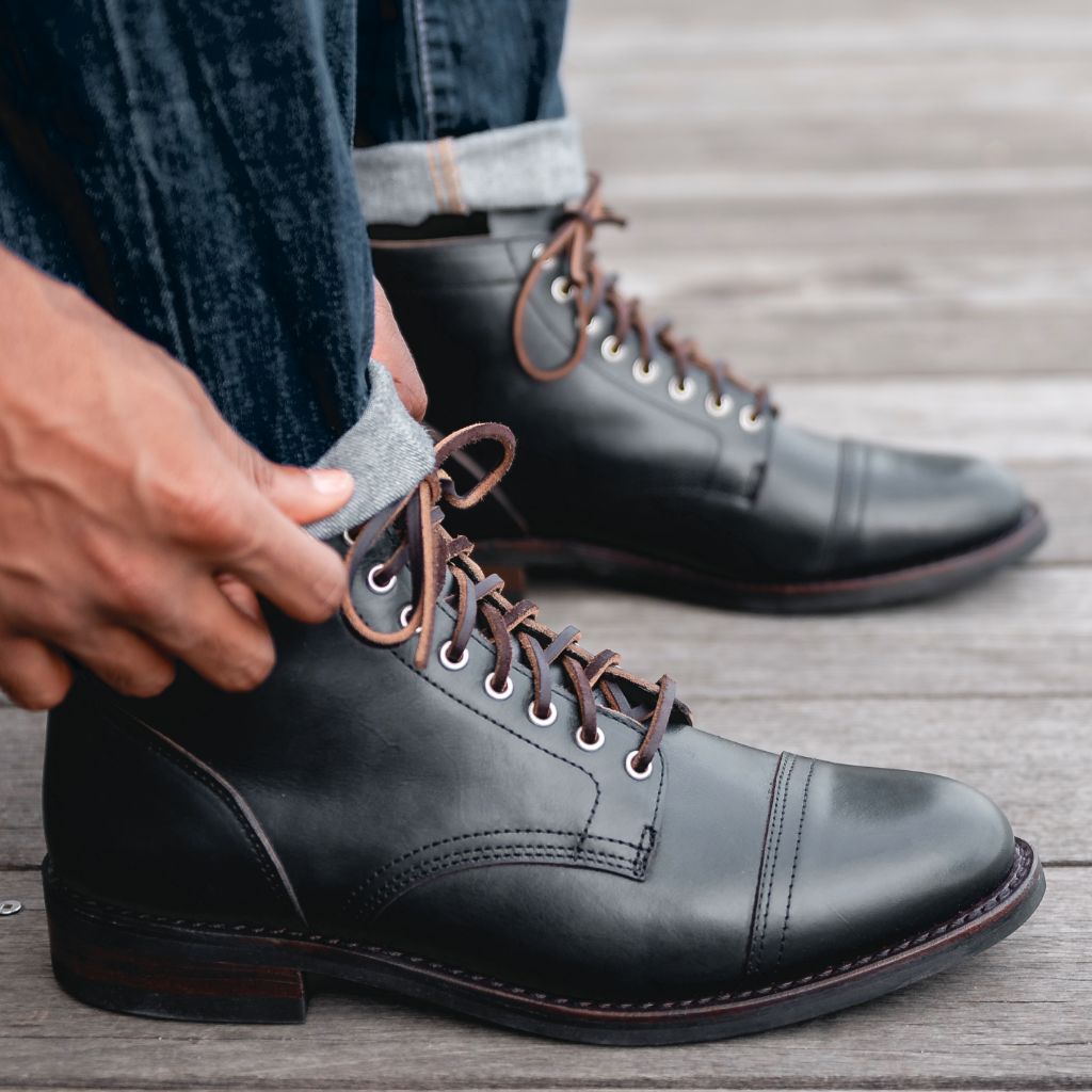 Cushioned Leather Insole & Ergonomic Arch Support Construction Detail