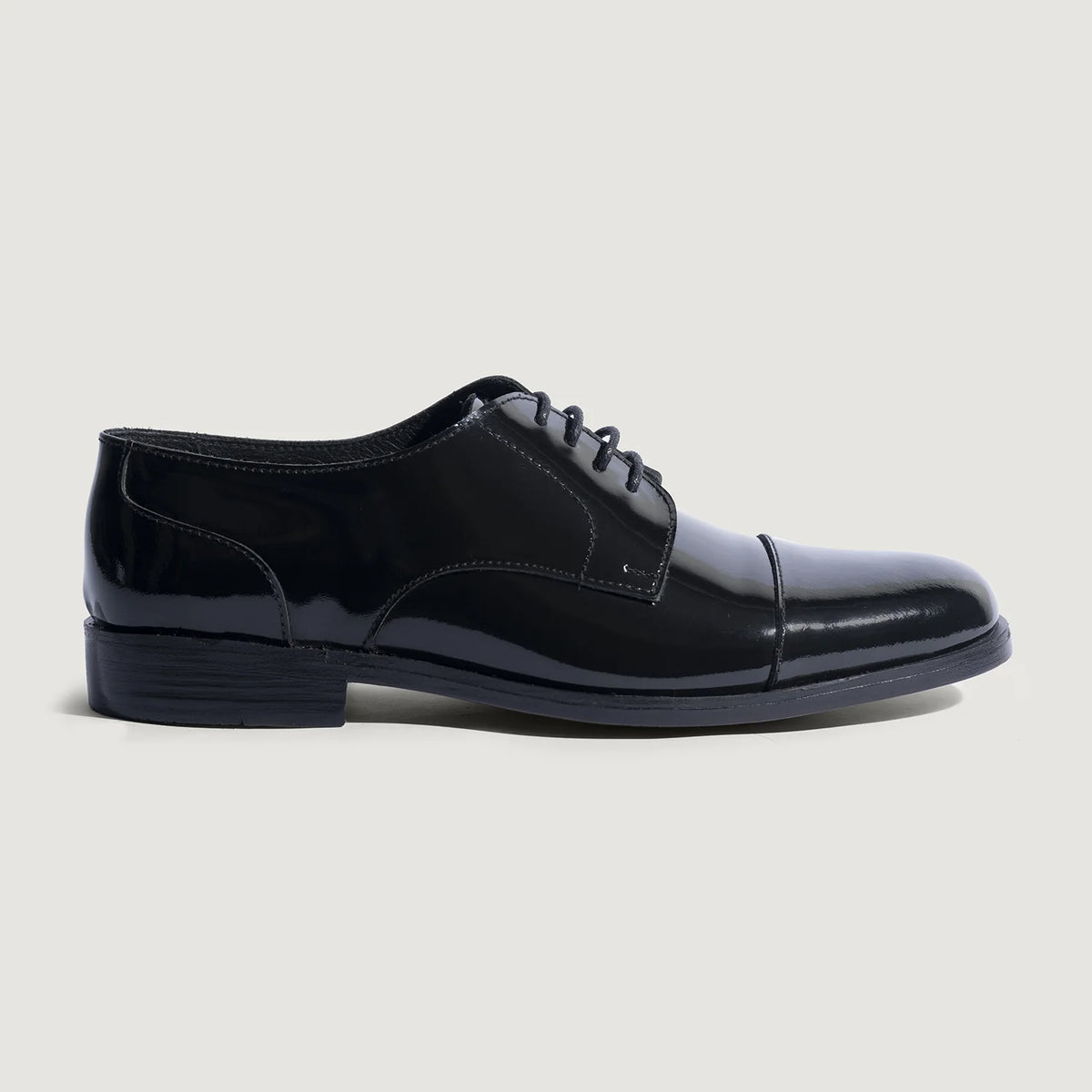 Patent Black Full-Grain leather Shoes - Goodyear Welt Construction & Front Toe Box Detail