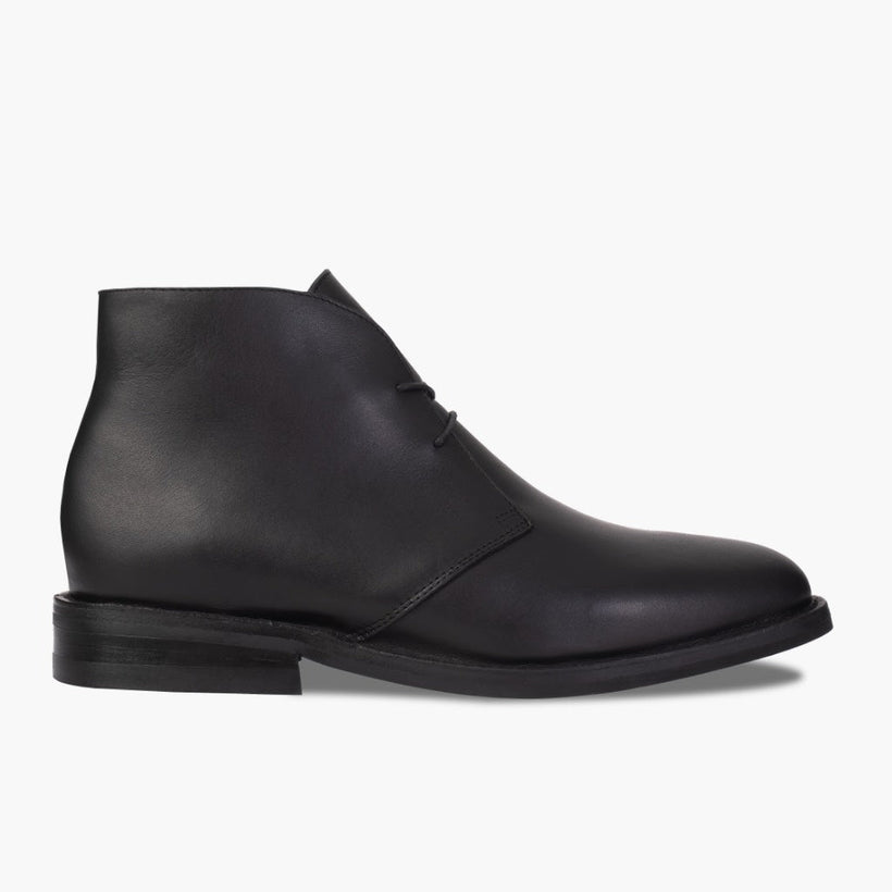 Black Full-Grain leather Boots - Goodyear Welt Construction & Front Toe Box Detail