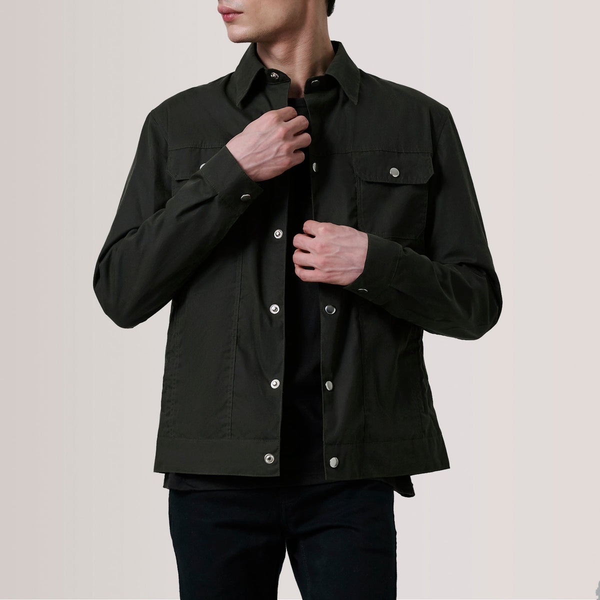 
Authentic Waxed Cotton Canvas Grain Texture & Heavy-Duty Seam Stitching Detail