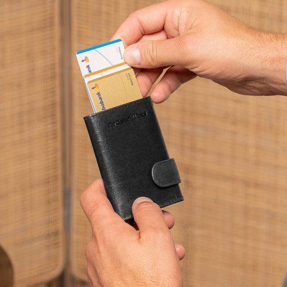 Portland Full-Grain Leather Card Holder
