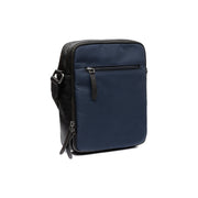 
Everyday Carry Perspective Showing Ergonomic Grab Handle & Strap Comfort