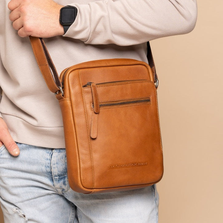 Dessau Full-Grain Leather Crossbody Bag – alternate product view 2