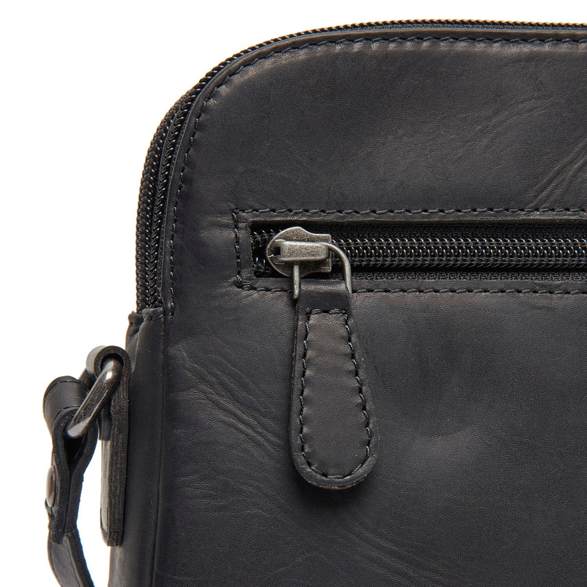
Vionne Full-Grain Leather Crossbody Bag - Structured Side Profile Showing Gusset Depth & Expansion Capacity