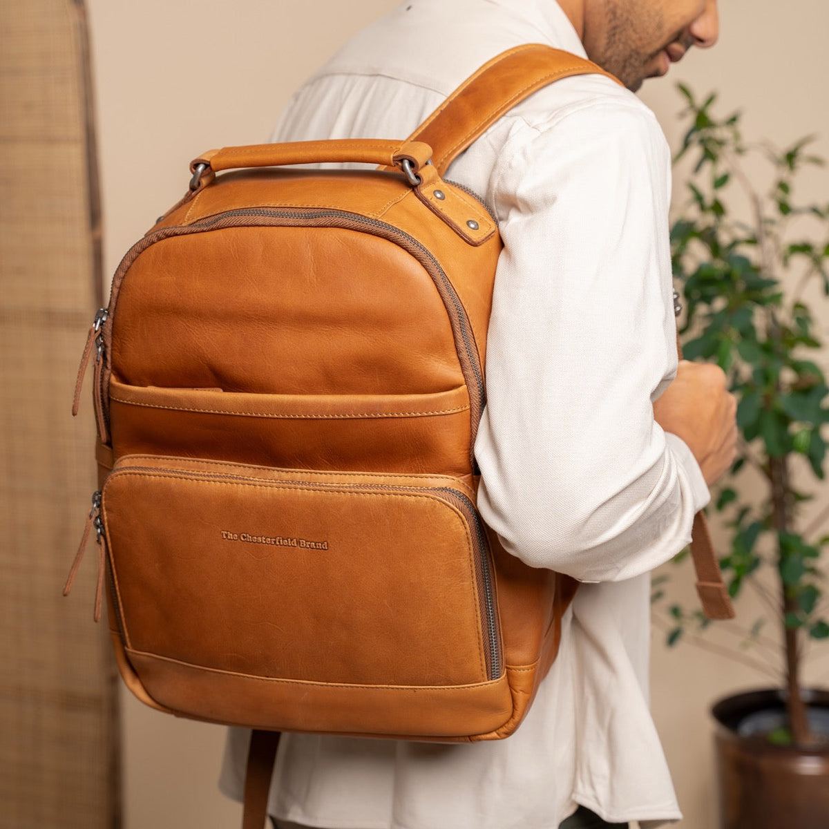 Austin Full-Grain Leather Laptop Backpack – alternate product view 2