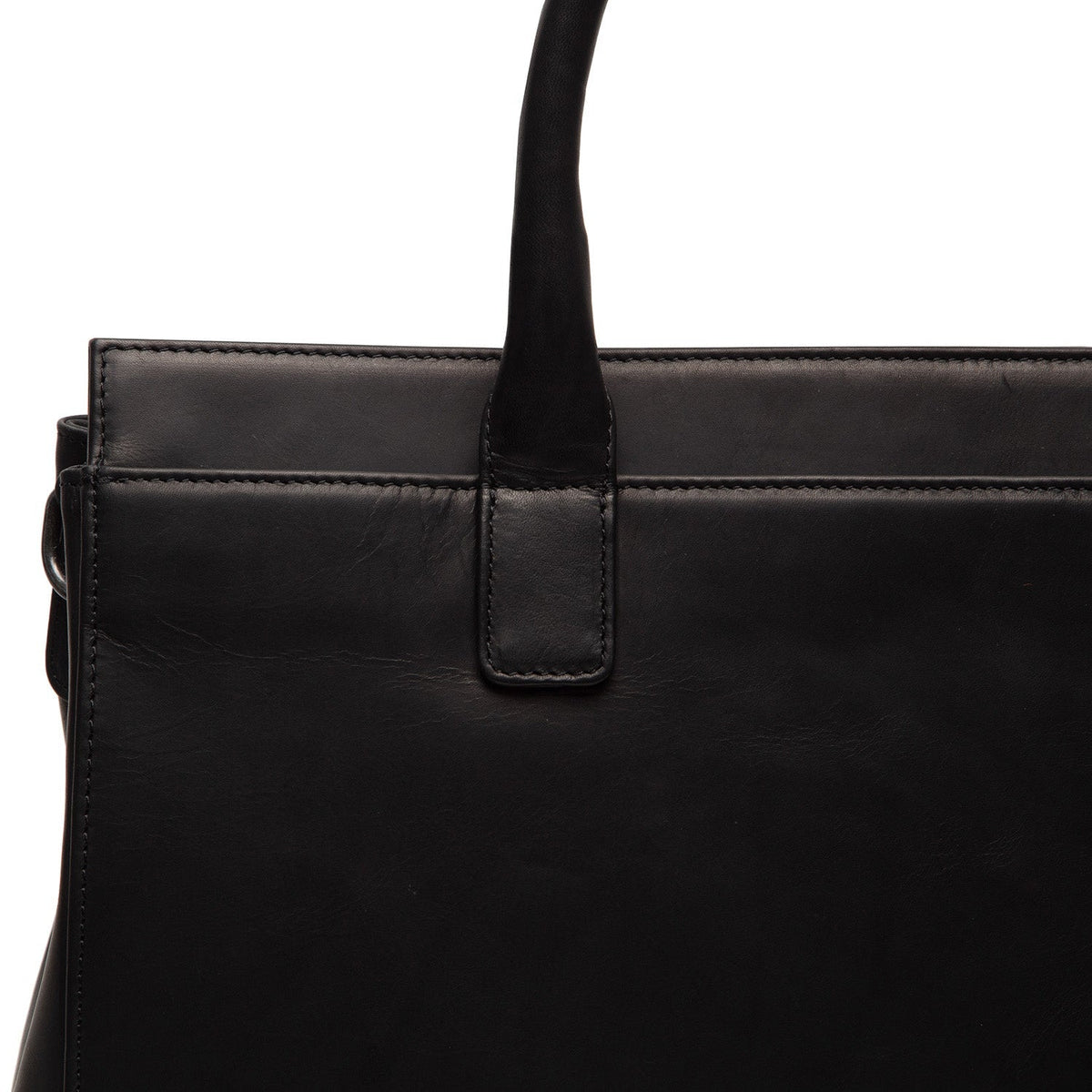 Solid Antique Brass Hardware & Heavy-Duty Dual Zipper Detail on Rivera Full-Grain Leather Laptop Bag