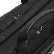 Authentic 100% Full-Grain Leather Grain Texture &amp; Heavy-Duty Seam Stitching Detail