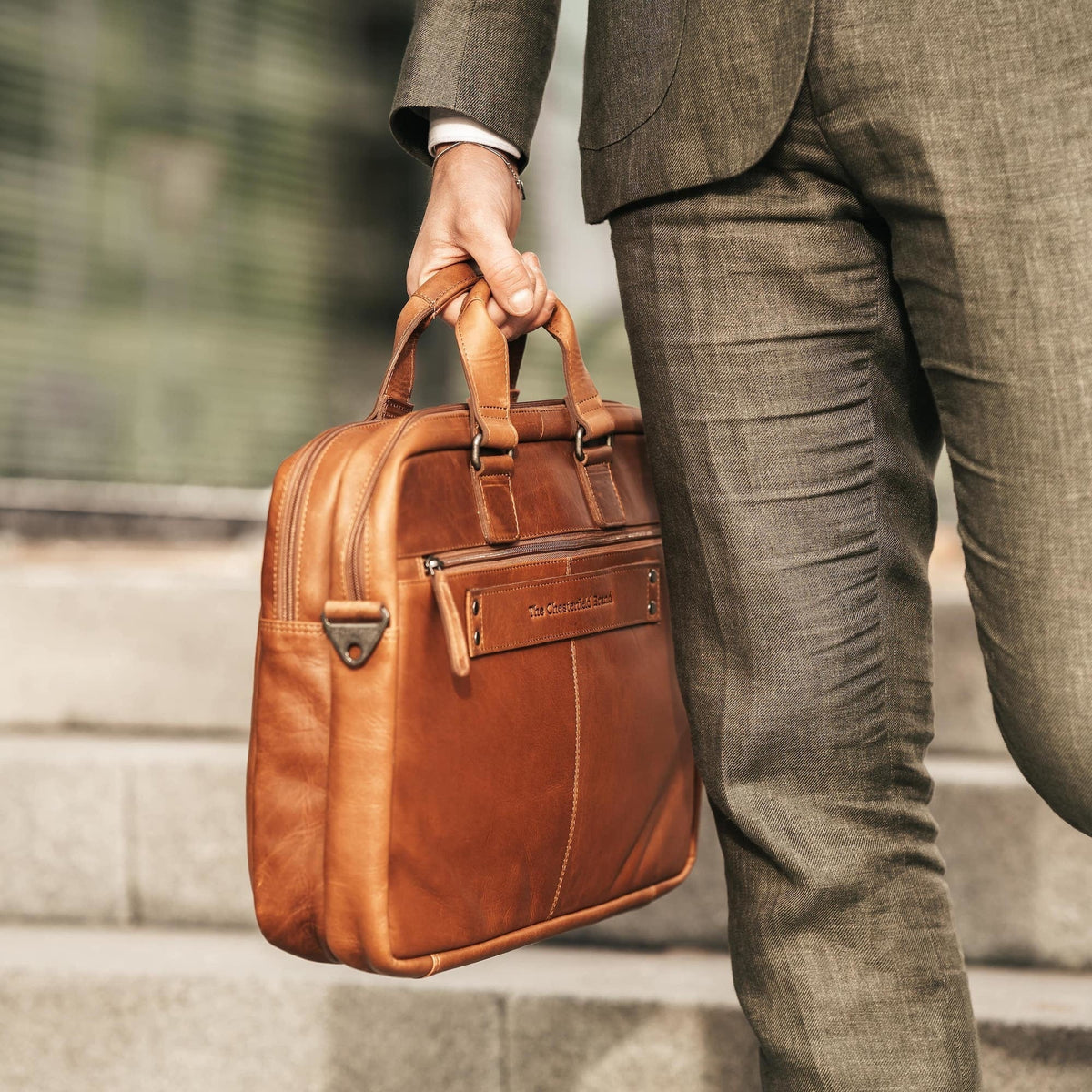 Seth Full-Grain Leather Laptop Bag – alternate product view 3