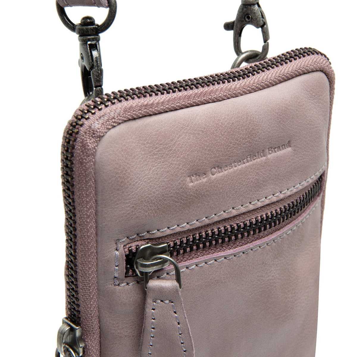Authentic 100% Full-Grain Leather Grain Texture & Heavy-Duty Seam Stitching Detail