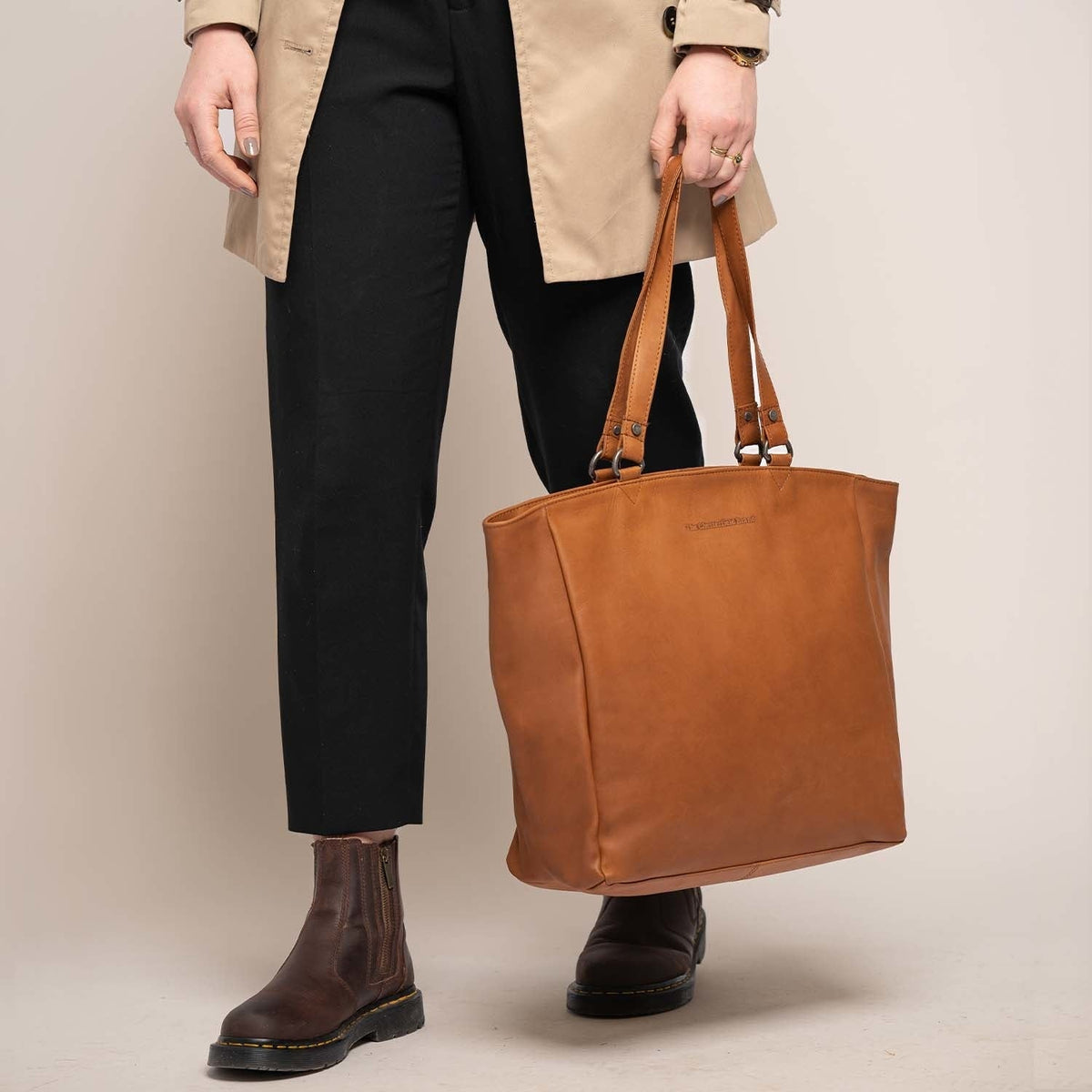 Berlin Full-Grain Leather Tote Bag – alternate product view 3