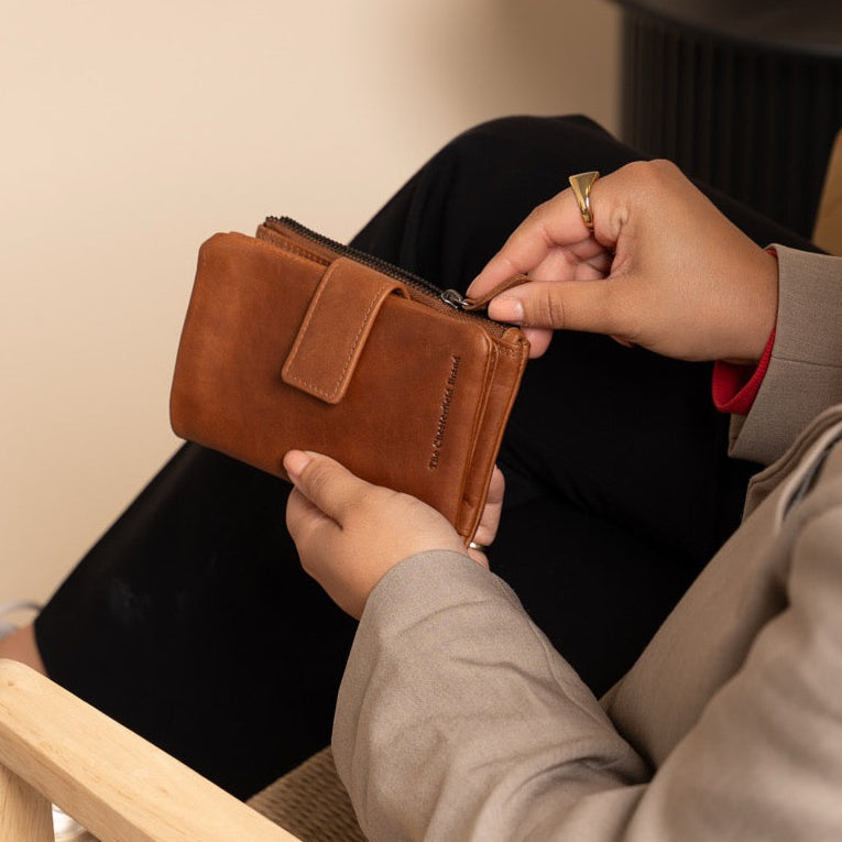 Everyday Carry Perspective Showing Ergonomic Grab Handle &amp; Strap Comfort
