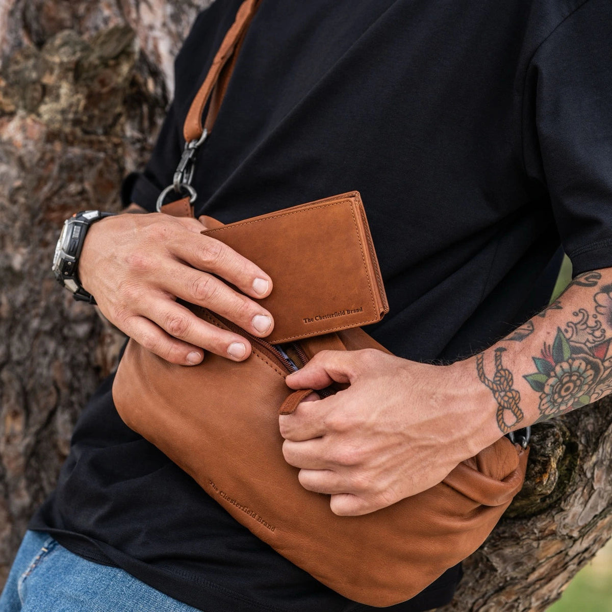 Marion Full-Grain Leather Wallet – alternate product view 2
