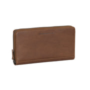 100% Full-Grain Wax Pull-Up 100% Full-Grain Leather Grain Texture &amp; Handcrafted Patina Detail