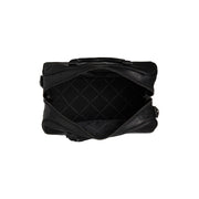 
Solid Antique Brass Hardware & Heavy-Duty Dual Zipper Detail on Liam Full-Grain Leather Weekender Bag