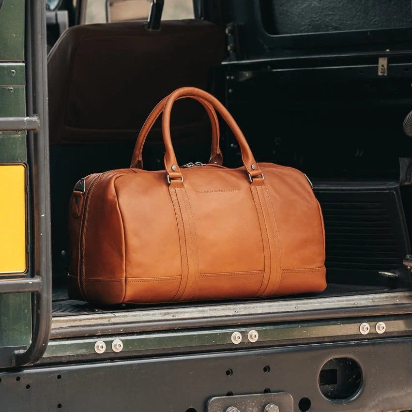 Perth Full-Grain Leather Weekender Bag – alternate product view 2