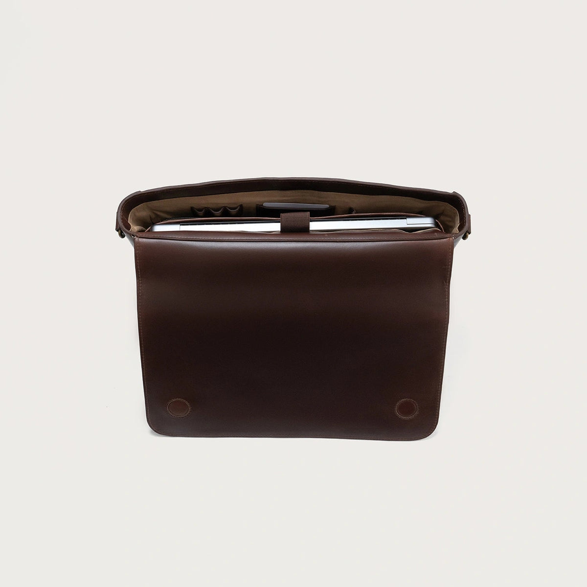 
Solid Antique Brass Hardware & Heavy-Duty Dual Zipper Detail on The Carismatico Vintage Brown Leather Messenger Bag For Men & Women