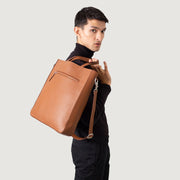 
The Poet Leather Tote Bag – alternate product view 5